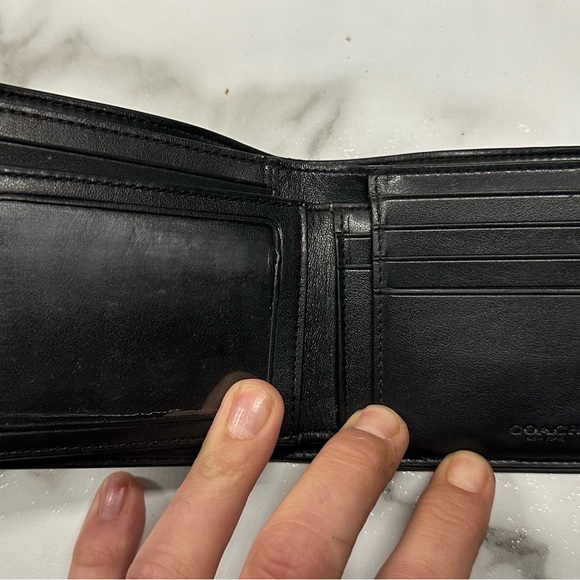 Coach Men’s Wallet, Coin Card Holder & Organizer Set - Picture 3 of 13
